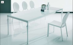 Elegantní rozkládací stůl CORTINO