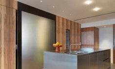 Kuchyňský ostrůvek z nerezu jako šperk vaší kuchyně